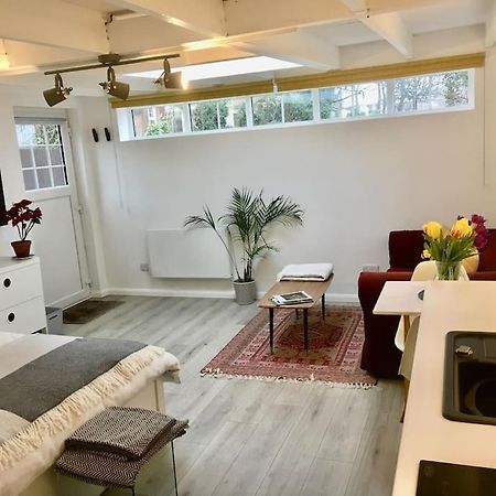 Brighton Boutique Garden Studio With Free Parking Exterior photo